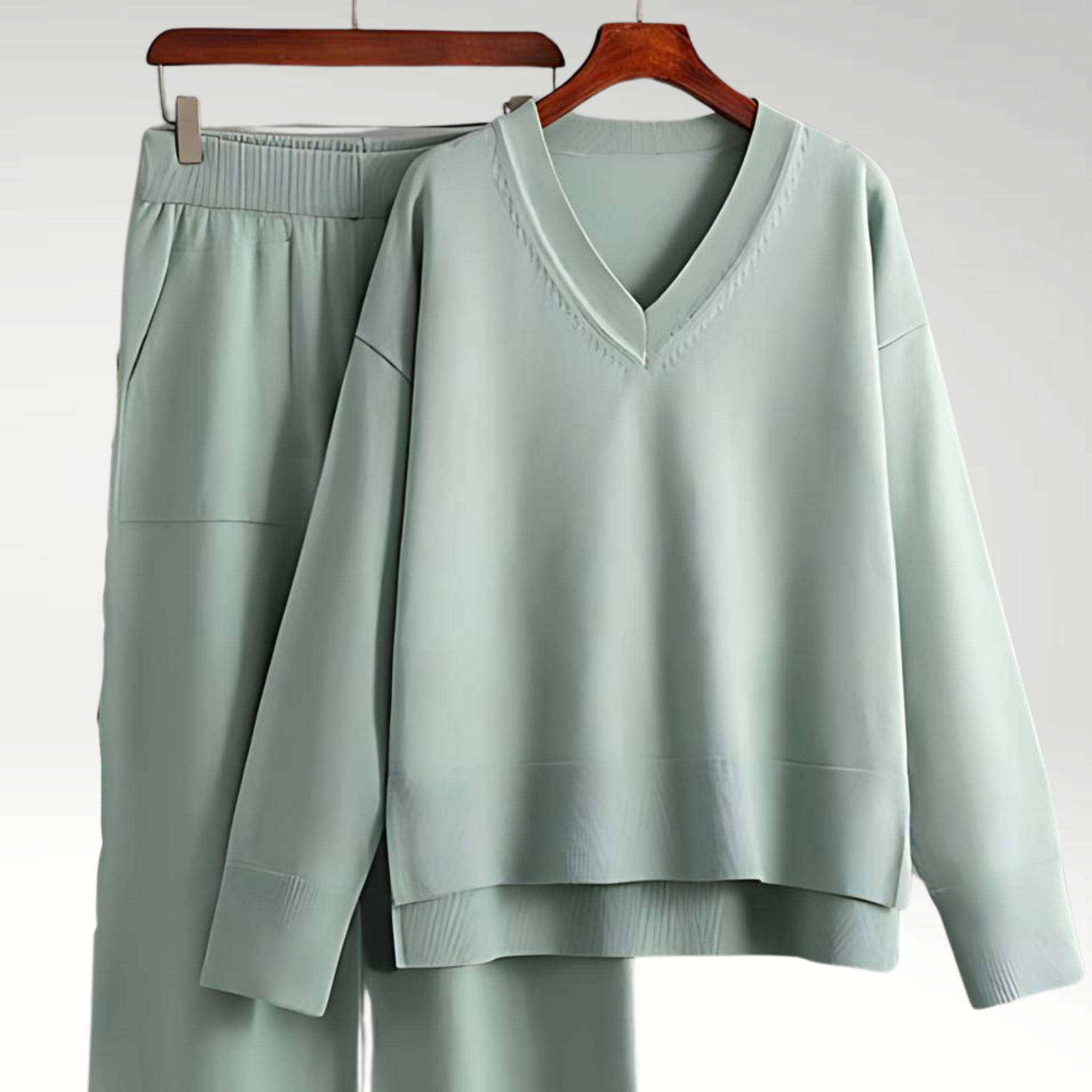 Étoile de Paris™ | Luxe V-Neck Deux Pièces Luxe à col en V