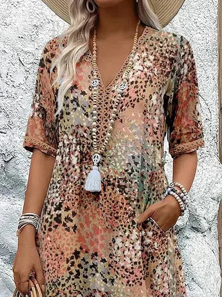 Étoile de Paris™ | Robe légère avec décolleté en V