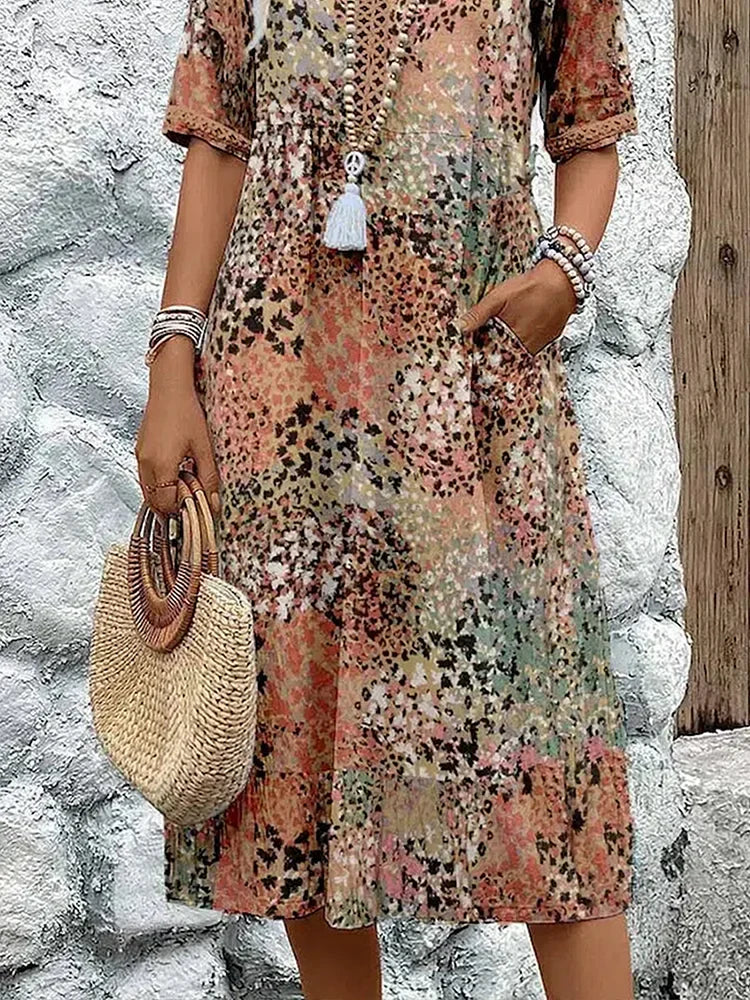 Étoile de Paris™ | Robe légère avec décolleté en V